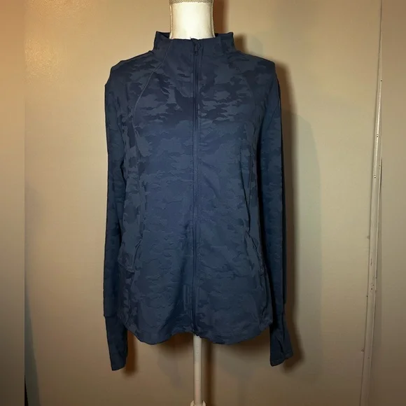 Spyder Women's Embossed Camo Full Zip Active Jacket XL - Picture 2 of 15